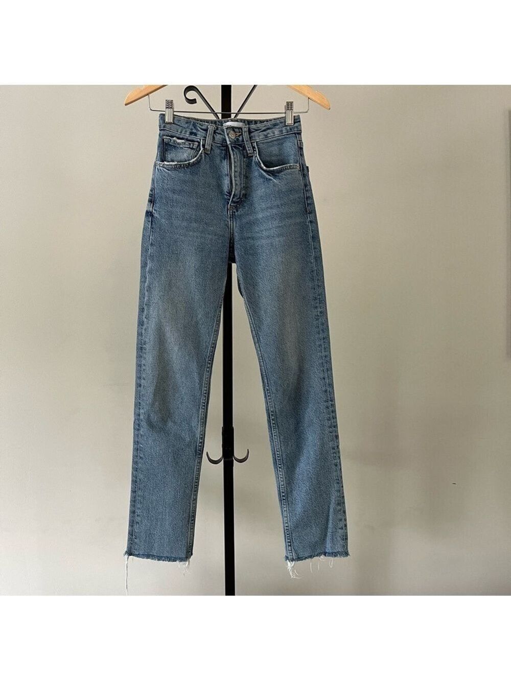 ZARA High Waisted Denim Jeans, Size 0.